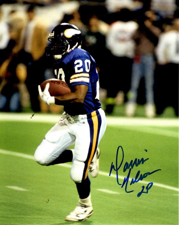 Autographed DARRIN NELSON  8X10 Minnesota Vikings Photo