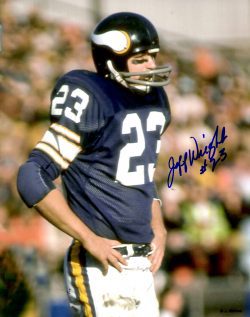 Autographed  JEFF WRIGHT 8X10 Minnesota Vikings Photo