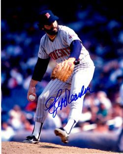AUTOGRAPHED JEFF REARDON 8X10 Minnesota Twins photo