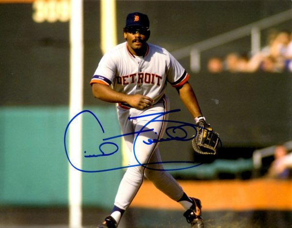 AUTOGRAPHED CECIL FIELDER 8X10 Detroit Tigers Photo