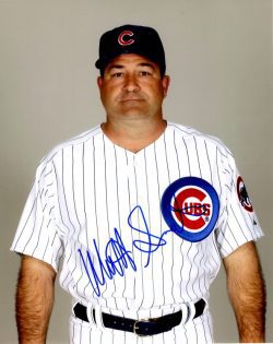 AUTOGRAPHED MATT SINATRO 8X10 Chicago Cubs Photo