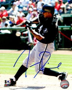 AUTOGRAPHED JUAN PIERRE 8X10 Chicago White Sox Photo
