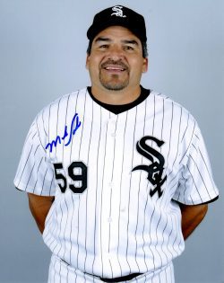 AUTOGRAPHED MARK SALAS 8X10 Chicago White Sox Photo