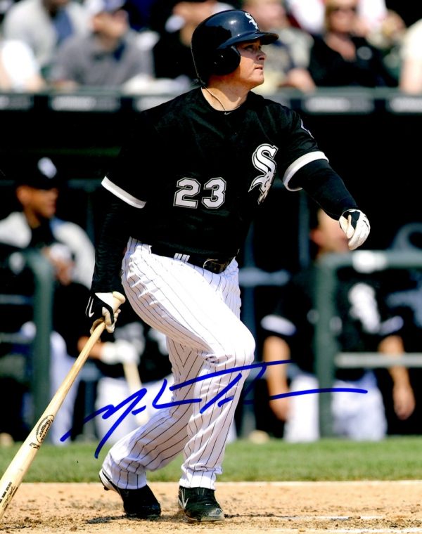 AUTOGRAPHED MARK TEAHEN  8X10 Chicago White Sox Photo