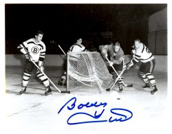 Autographed BOBBY HULL 8X10 Chicago Blackhawks Photo