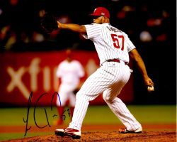 AUTOGRAPHED  LUIS GARCIA 8X10 Philadelphia Phillies Photo