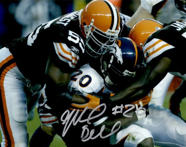 Autographed  MIKE BELL 8X10 Denver Broncos Photo