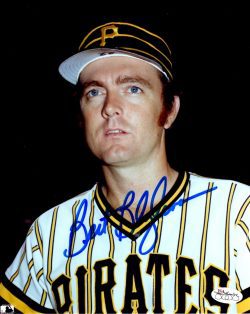 Autographed BERT BLYLEVEN 8X10 PITTSBURGH PIRATES photo