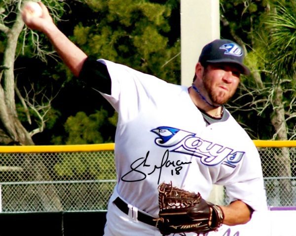 AUTOGRAPHED  SHAUN MARCUM 8X10 photo Toronto Blue Jays