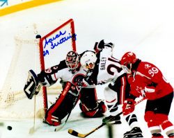 Autographed SARAH TUETING 8X10 Photo - Gold Medal Winner