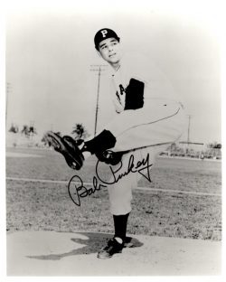 Autographed BOB PURKEY 8X10 Photo - Pittsburgh Pirates