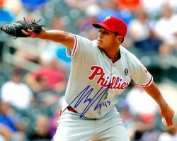 AUTOGRAPHED MARIO HOLLANDS 8X10 Philadelphia Phillies Photo