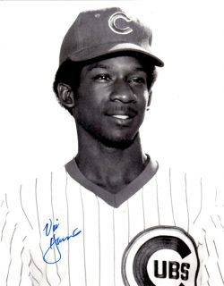 AUTOGRAPHED VIC HARRIS 8X10 Chicago Cubs Photo