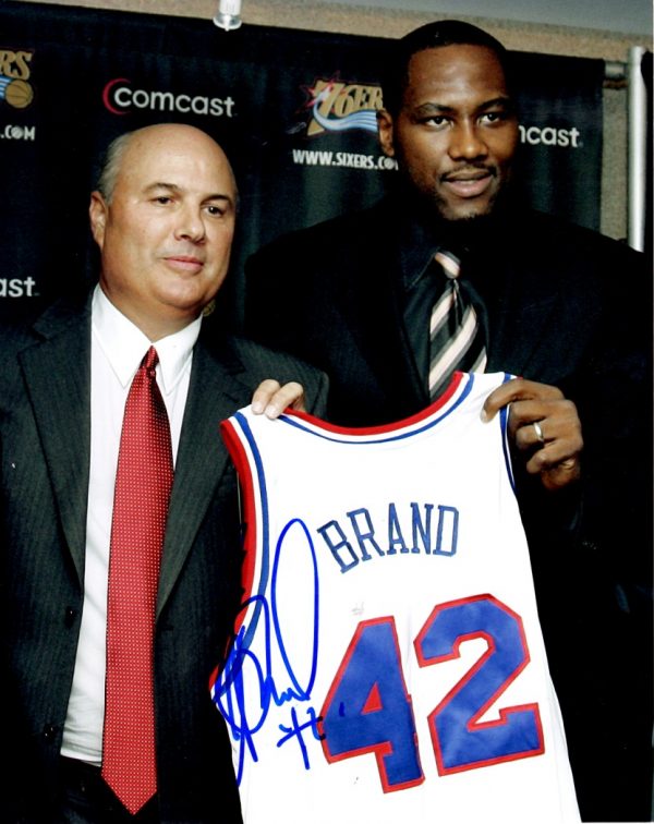 AUTOGRAPHED ELTON BRAND 8X10 Philadelphia 76'ers photo