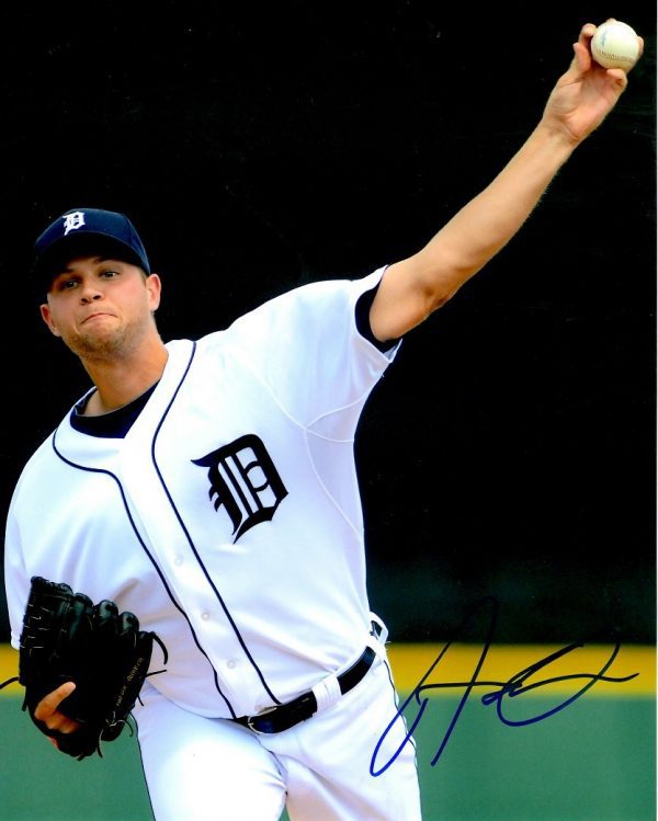 AUTOGRAPHED ANDY OLIVER  8X10 photo Detroit Tigers