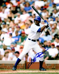 AUTOGRAPHED FREDDIE BYNUM 8X10 Chicago Cubs Photo