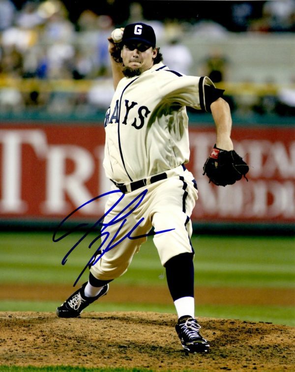 Autographed JOEL HANRAHAN 8X10 Photo Pittsburgh Pirates