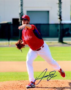 AUTOGRAPHED  ANDY OLIVER 8X10 Philadelphia Phillies Photo
