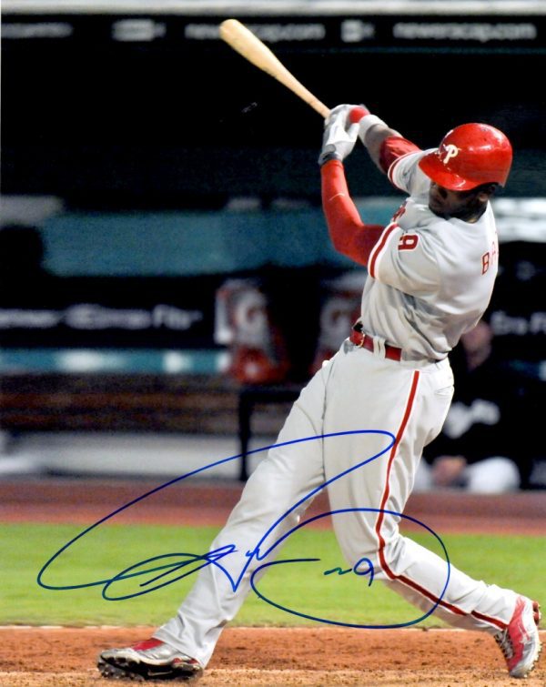 AUTOGRAPHED DOMONIC BROWN 8X10 Philadelphia Phillies Photo