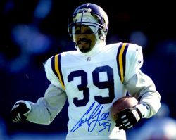 Autographed CARL LEE 8X10  photo - Minnesota Vikings