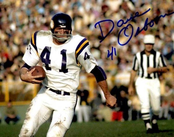 Autographed  DAVE OSBORN 8X10  Minnesota Vikings Photo