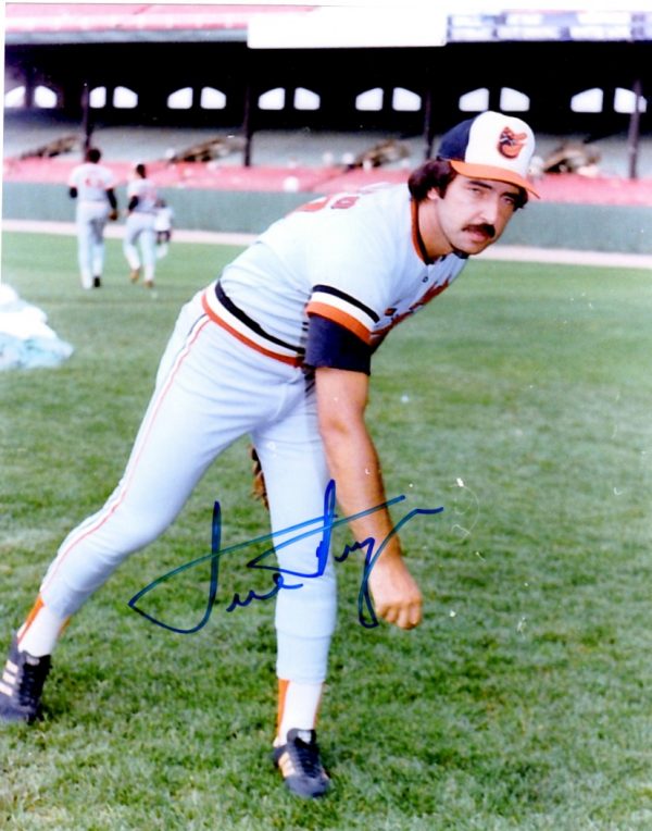 AUTOGRAPHED DICK DRAGO 8X10 Baltimore Orioles Photo