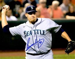 AUTOGRAPHED AARON HARANG 8X10 Seattle Mariners Photo
