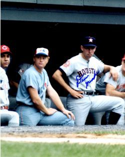 AUTOGRAPHED DENIS MENKE 8X10 Houston Astros Photo