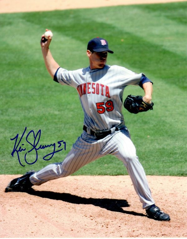 AUTOGRAPHED KEVIN SLOWEY  8X10 Minnesota Twins photo