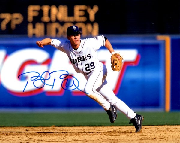 AUTOGRAPHED BRET BOONE 8X10 San Diego Padres photo