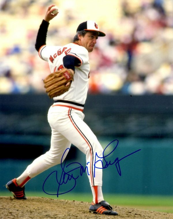 AUTOGRAPHED SCOTT MCGREGOR 8X10 Baltimore Orioles Photo