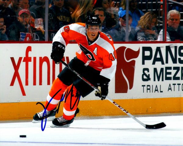 Autographed  VINCENT LECAVALIER 8X10 photo - Philadelphia Flyers