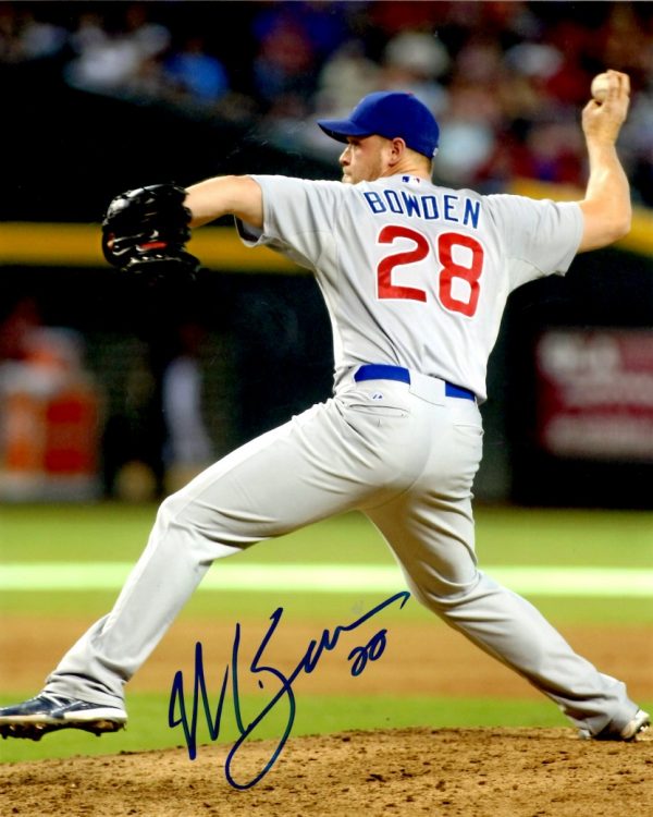 AUTOGRAPHED MICHAEL BOWDEN 8X10 Chicago Cubs Photo