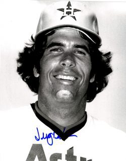 AUTOGRAPHED JERRY DAVANON 8X10 Houston Astros Photo