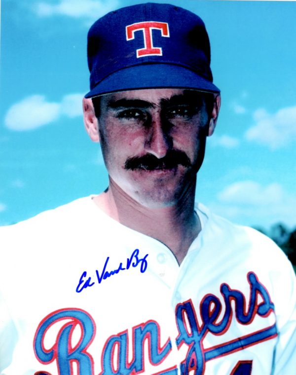 AUTOGRAPHED ED VANDEBERG 8X10 Texas Rangers Photo