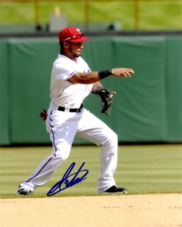 AUTOGRAPHED LEURY GARCIA 8X10 Texas Rangers Photo