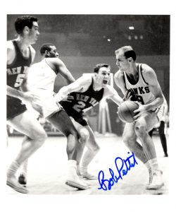 Autographed BOB PETTIT 8x10 ST LOUIS HAWKS Photo