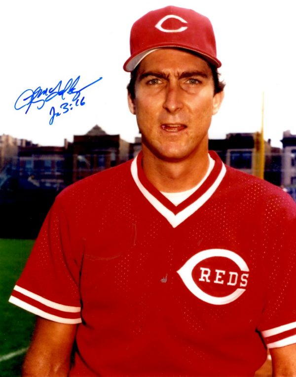 AUTOGRAPHED ANDY MCGAFFIGAN 8X10 photo  Cincinnati Reds