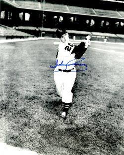 AUTOGRAPHED JOHNNY ROMANO  8X10 Chicago White Sox Photo