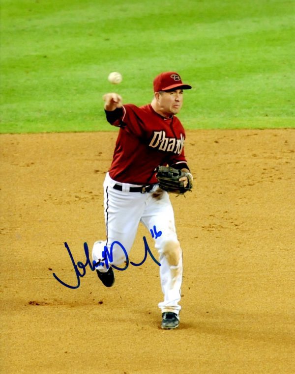 Autographed JOHN MCDONALD 8X10 Arizona Diamondbacks Photo