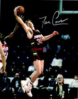 Autographed DAVE COWENS 8X10 MILWAUKEE BUCKS photo