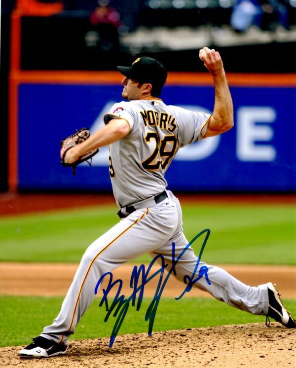 Autographed BRYAN MORRIS 8X10 Photo Pittsburgh Pirates