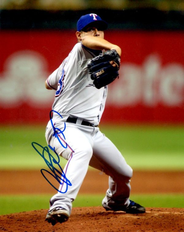 AUTOGRAPHED MARTIN PEREZ 8X10 Texas Rangers Photo