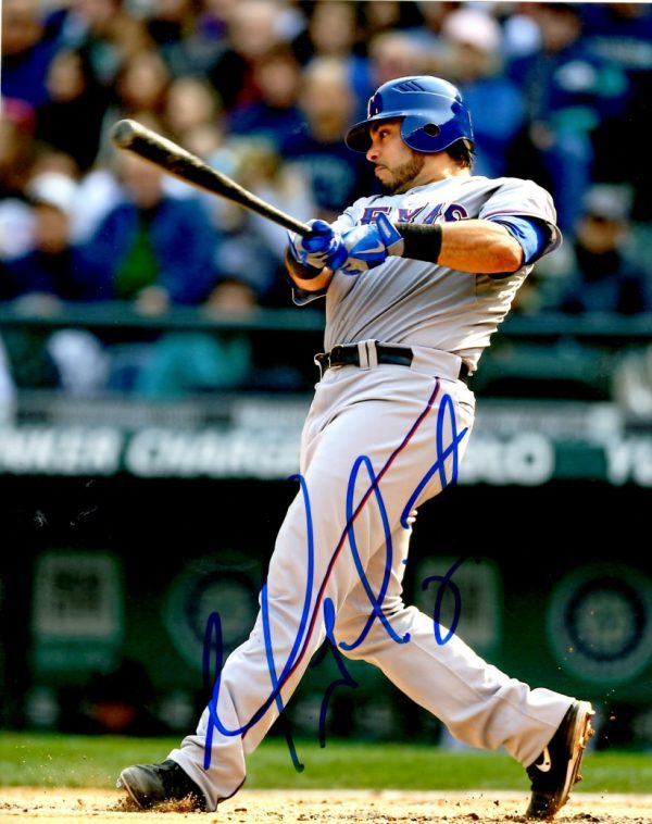 AUTOGRAPHED GEOVANY SOTO 8X10 photo Texas Rangers