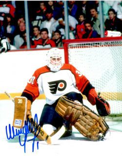 Autographed WENDELL YOUNG 8X10 photo - Philadelphia Flyers