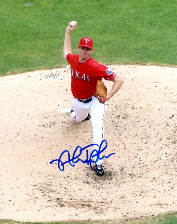 AUTOGRAPHED NICK TEPESCH 8X10 Texas Rangers Photo