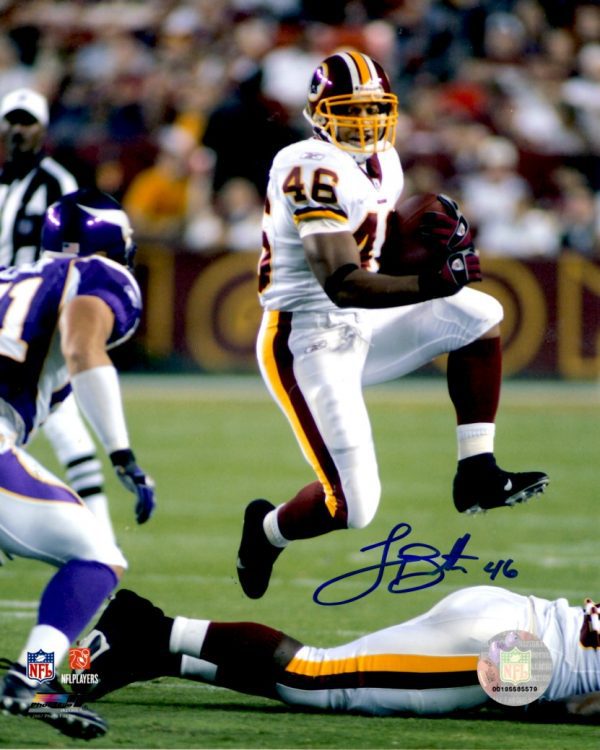 Autographed LADELL BETTS 8x10 Washington Redskins Photo
