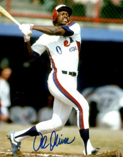 AUTOGRAPHED AL OLIVER 8x10 Montreal Expos Photo