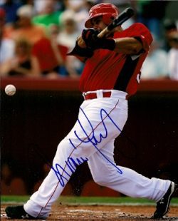 AUTOGRAPHED photo RAMON HERNANDEZ Cincinnati Reds