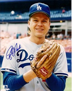 AUTOGRAPHED RICKY HORTON Los Angeles Dodgers photo